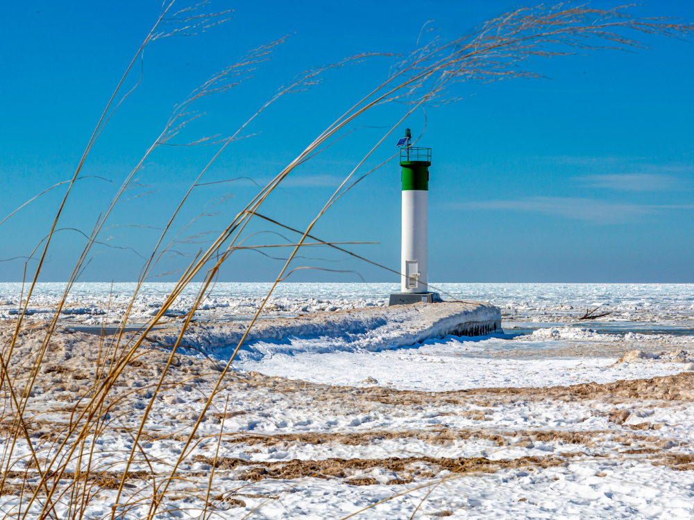 Eastern Ontario shoreline in winter